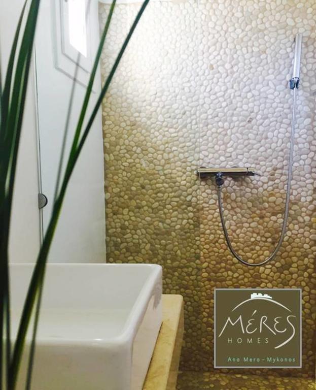 Meres Homes *